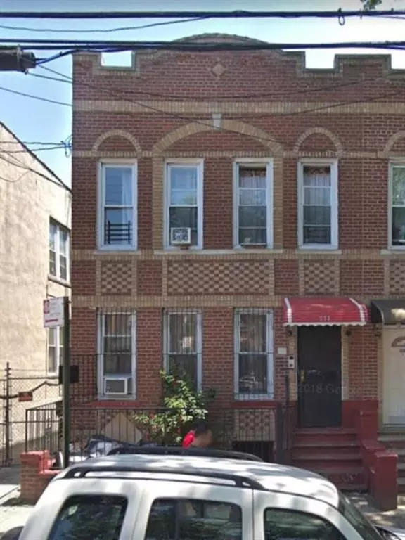 Brooklyn, NY 11208,551 Euclid AVE #4