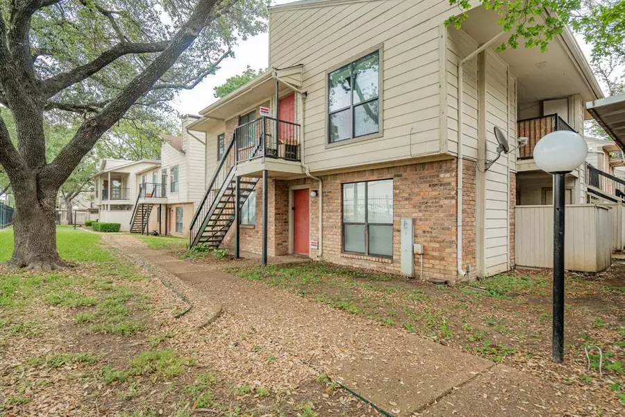 6646 E Lovers Lane #901, Dallas, TX 75214