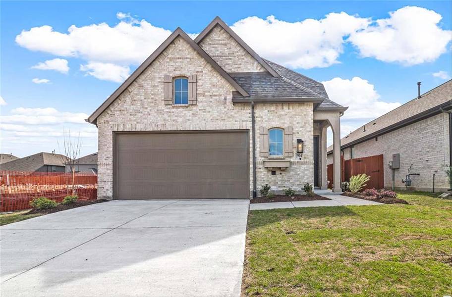 3904 Mercedes Bend, Heartland, TX 75126