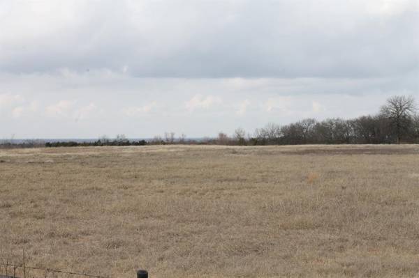 10 AC CR 1106, Celeste, TX 75423