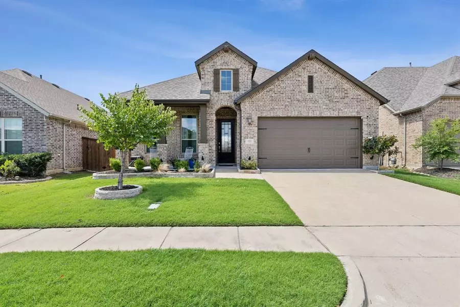 1508 Eclipse Road, Aubrey, TX 76227