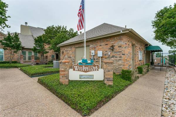 1210 Woodland Park Drive, Hurst, TX 76053