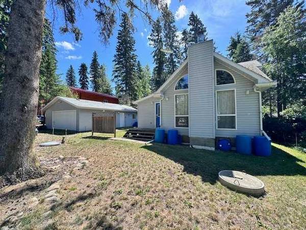 1304 Sand Place, Brightsand Lake, SK S0M 2Y0