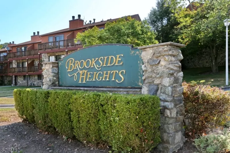 15H Brookside Hts #H, Wanaque Boro, NJ 07465