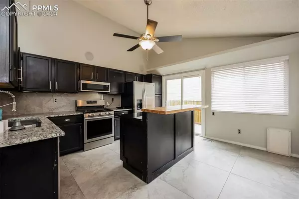 Colorado Springs, CO 80922,1110 Piros DR