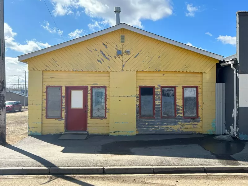 408 Main ST, Loon Lake, SK S0M 1L0