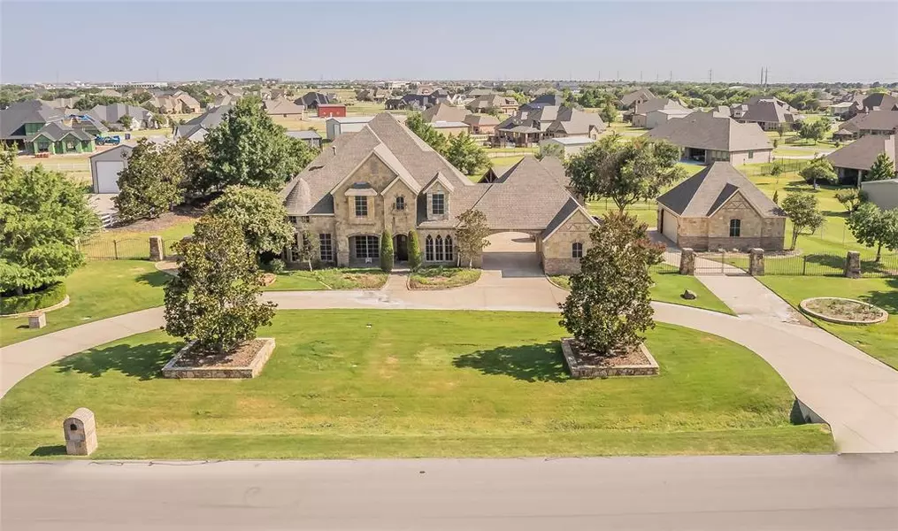 1609 Western Willow Drive, Fort Worth, TX 76052