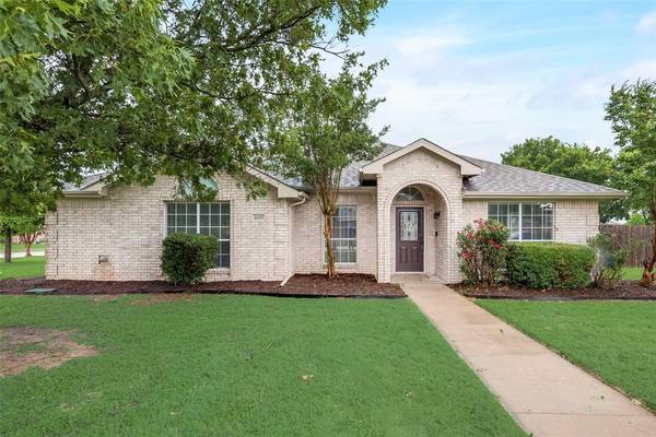 6410 Sun Crest Court, Midlothian, TX 76065