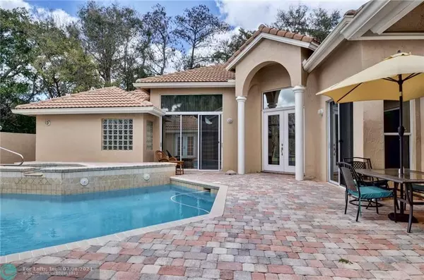 Boca Raton, FL 33498,19131 Cloister Lake Ln