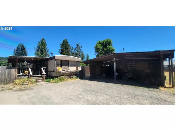 47541 HANSEN ST, Oakridge, OR 97463