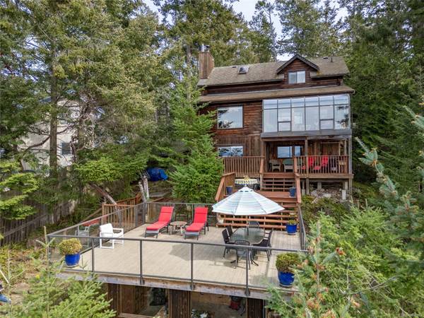 Pender Island, BC V0N 2M2,1601 Schooner Way