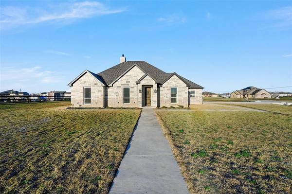 6037 Raspberry Lane, Joshua, TX 76058