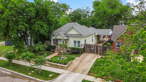 2903 Mt Vernon Avenue, Fort Worth, TX 76103