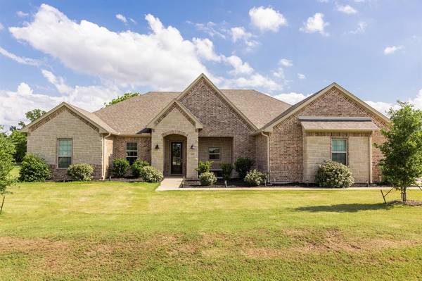 107 Maudy Lane, Springtown, TX 76082