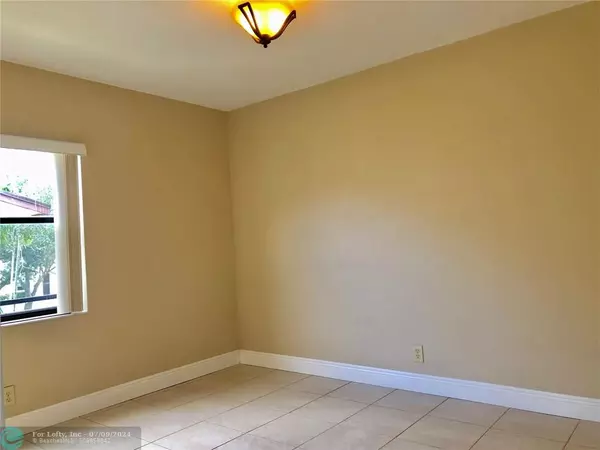 Pembroke Pines, FL 33026,11306 Taft St  #11306