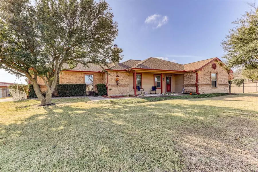 125 Stella Lane, Springtown, TX 76082