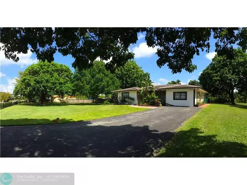 Davie, FL 33330,14050 SW 36TH CT