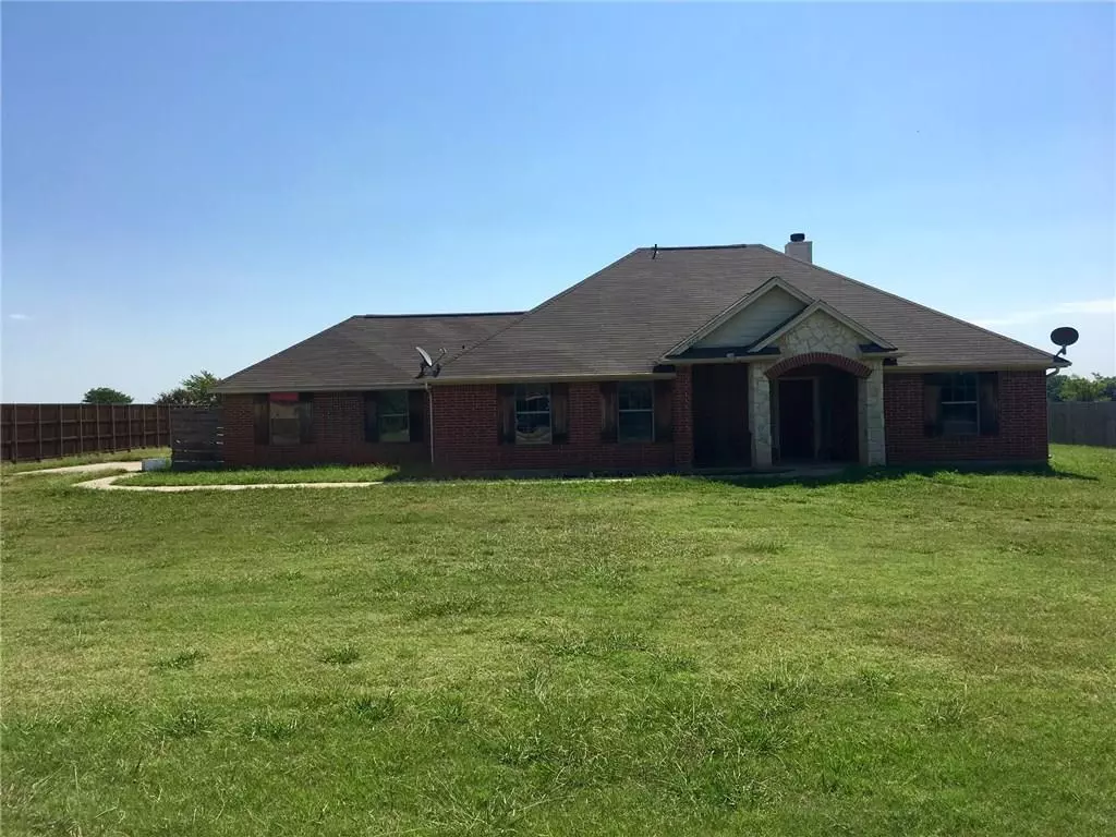 Tioga, TX 76271,607 Mohawk Drive