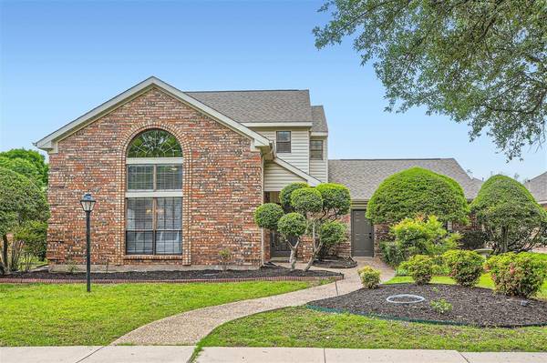 4209 Tradewind Drive,  Rowlett,  TX 75088