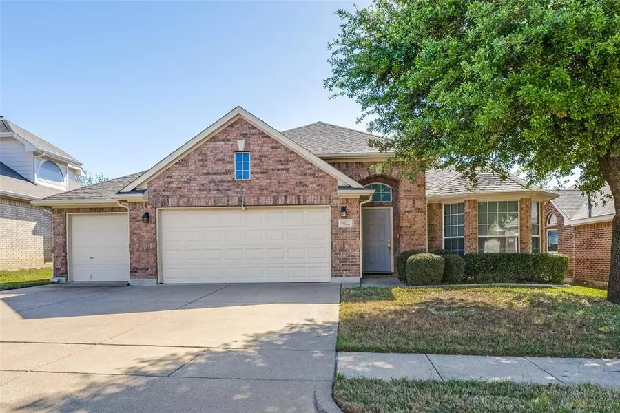 9032 MORNING MEADOW Drive, Fort Worth, TX 76244