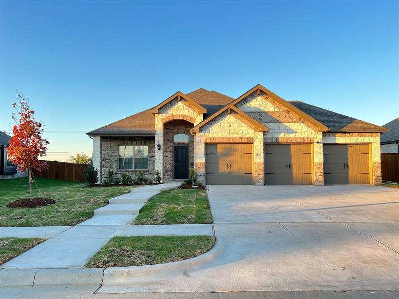 528 Firethorn Drive, Royse City, TX 75189