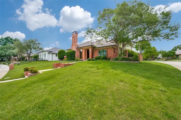 Dallas, TX 75248,15327 Cypress Hills Drive