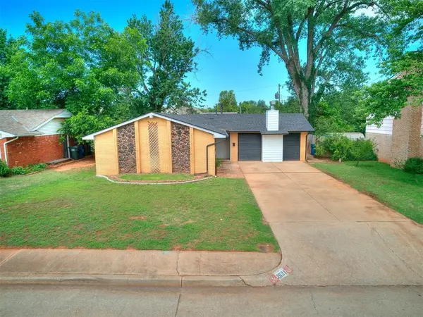 Edmond, OK 73013,2621 Edgewood Drive