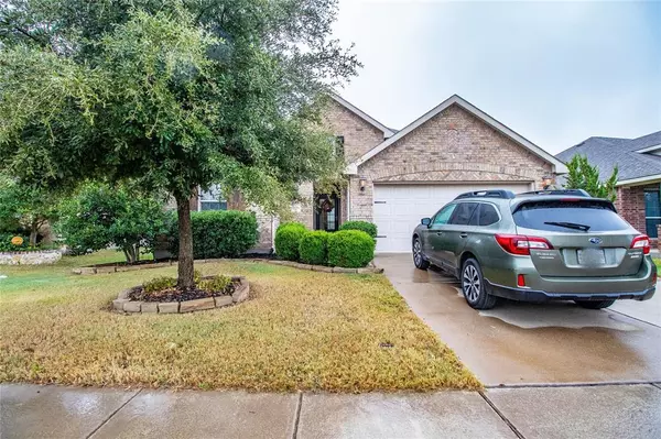 636 Bareback Lane, Fort Worth, TX 76131