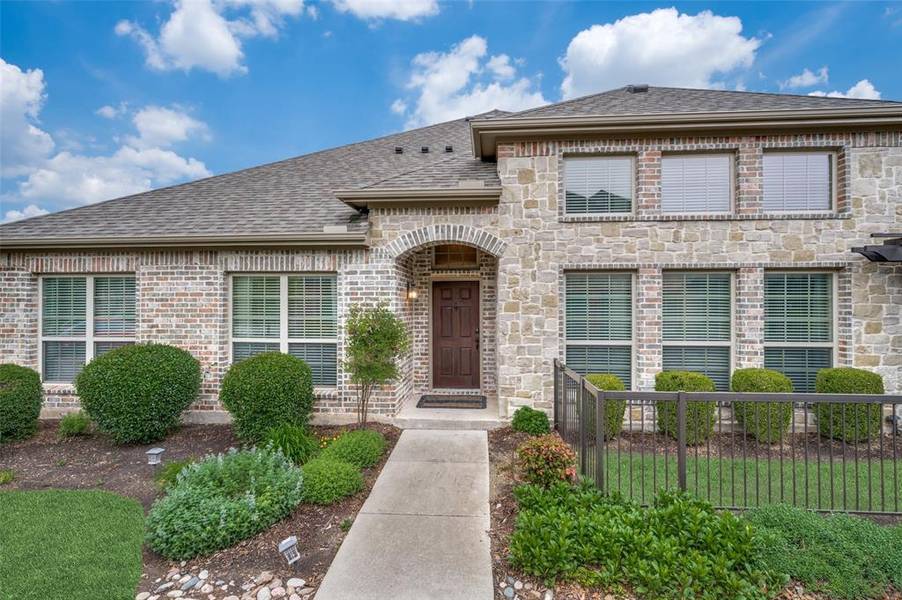 5824 Fairview Parkway, Fairview, TX 75069