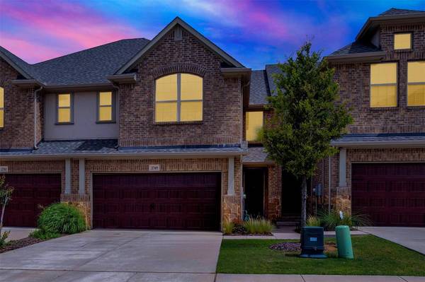 2749 Splendor Drive, Little Elm, TX 75068