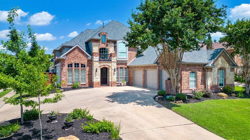 201 Trevino Court, Mansfield, TX 76063