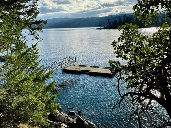 Salt Spring, BC V8K 2R1,216 Scott Point Dr