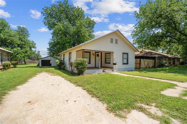 607 Oak,  Merkel,  TX 79536