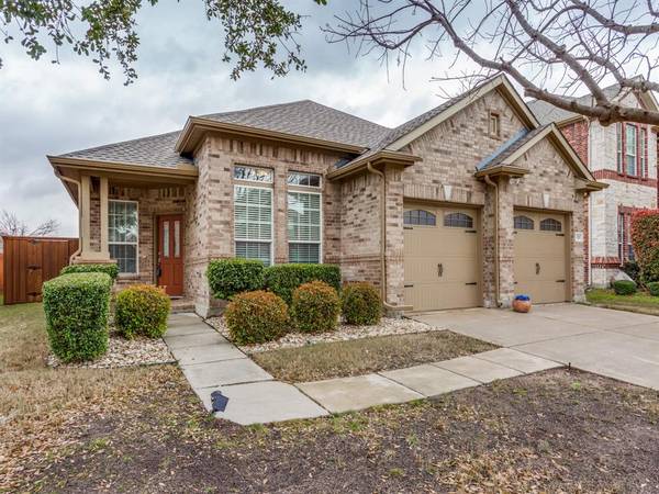 2707 Safe Harbor Drive, Lewisville, TX 75056