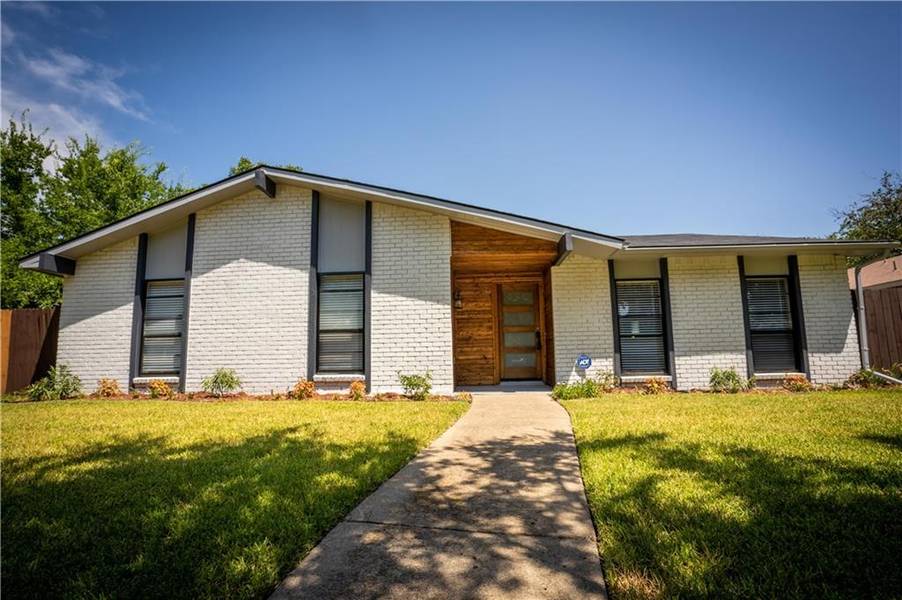 8625 Baumgarten Drive, Dallas, TX 75228