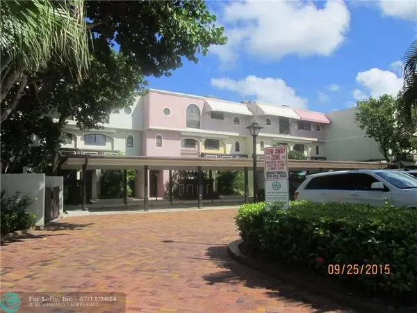 550 NE 21ST AV  #13, Deerfield Beach, FL 33441