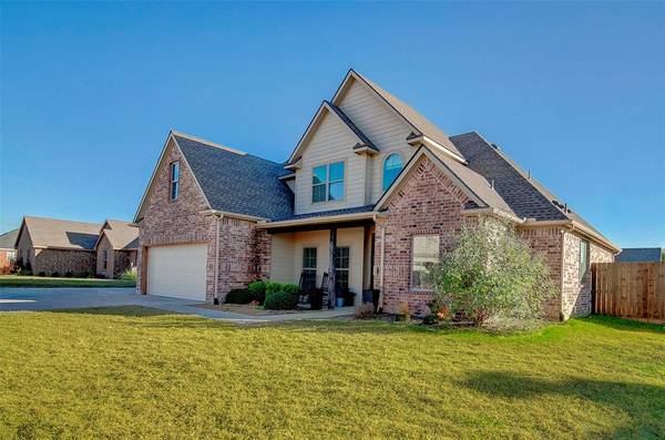 315 Tiger Lane, Gunter, TX 75058