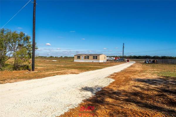 4050 County Road 351, Anson, TX 79501