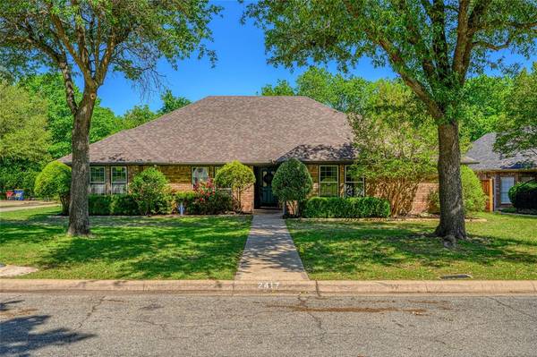 2417 W Cascade Drive, Sherman, TX 75092