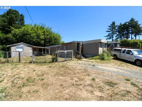 Coos Bay, OR 97420,90837 HOLLYWOOD LN