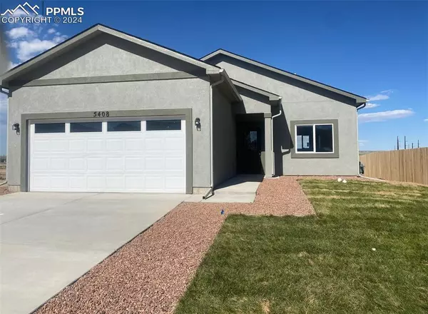 5408 Gannet LN, Pueblo, CO 81008