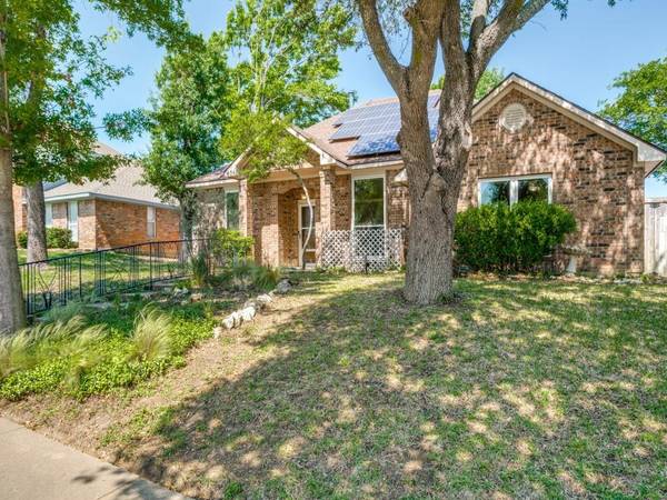 404 GoldenMeadow, Desoto, TX 75115