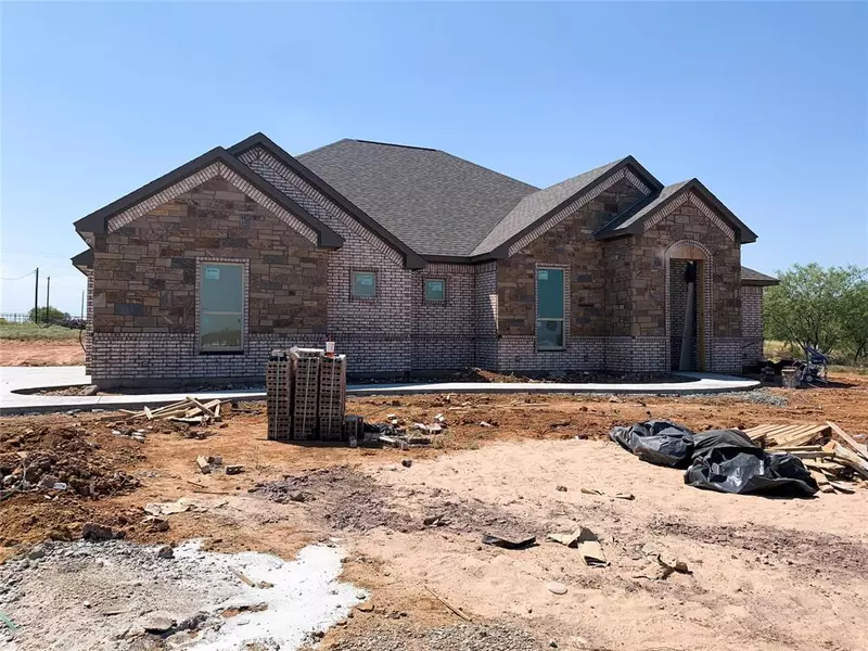 110 Esther Court, Millsap, TX 76066