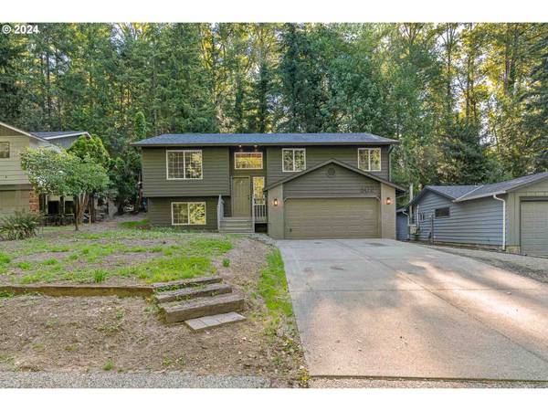 602 N 23RD AVE, Kelso, WA 98626