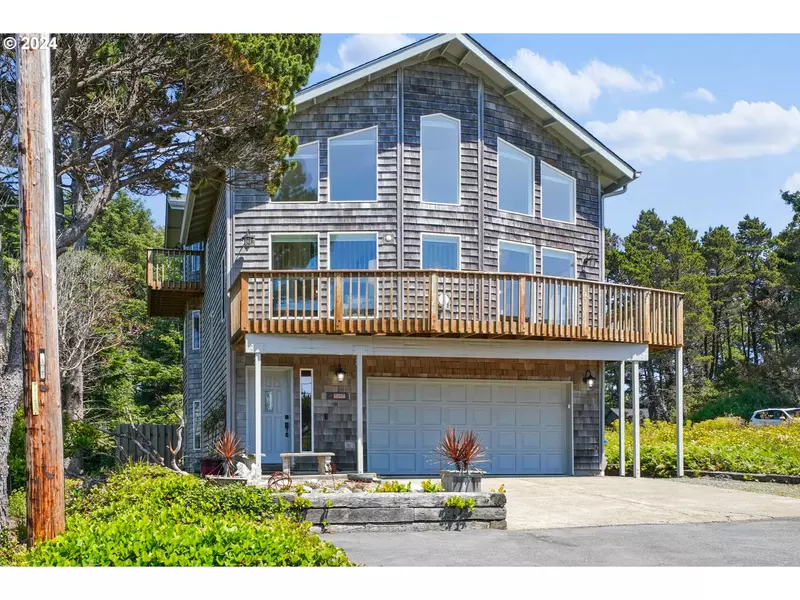 3460 LINCOLN AVE, Depoe Bay, OR 97341