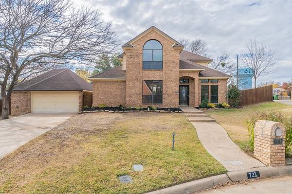 721 Reese Lane, Hurst, TX 76054