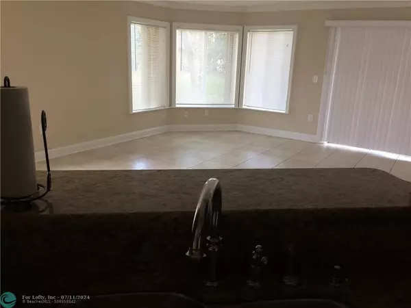 Boynton Beach, FL 33426,815 W Boynton Beach Blvd  #8-101