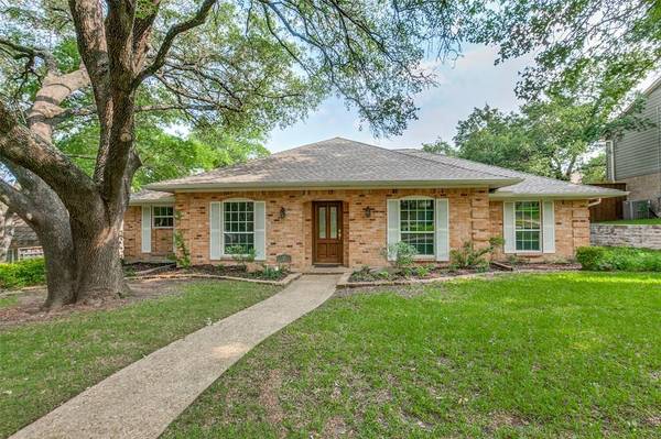 30 Creekwood Circle, Richardson, TX 75080