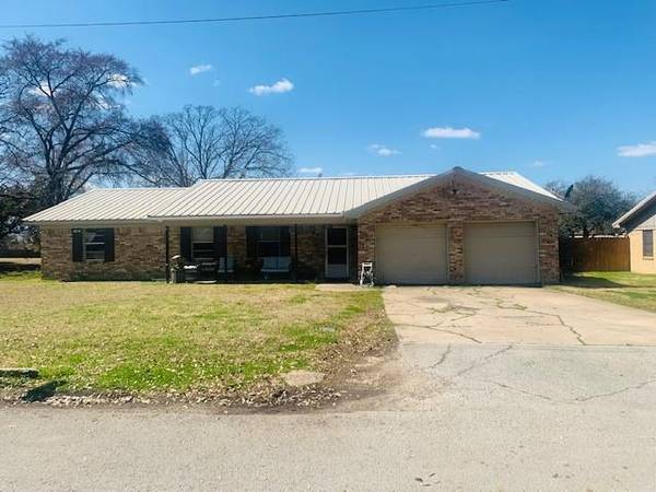 105 Forest Drive,  Fairfield,  TX 75840