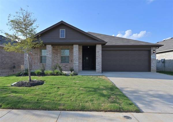 4108 AZAM CREEK Lane, Fort Worth, TX 76036